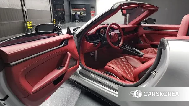 Porsche 911(992) id 3670201 из Кореи 20