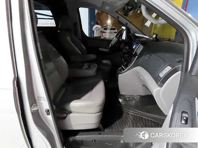 Hyundai The New Grand Starex id 3243662 из Кореи 20