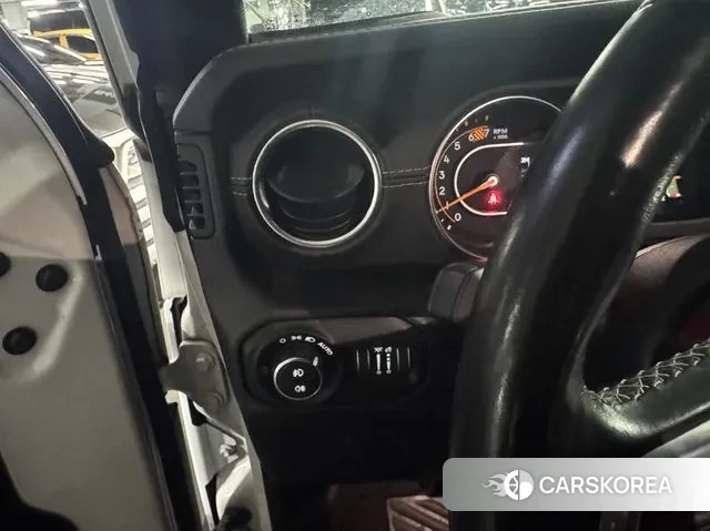 Jeep Wrangler (JL) id 3530105 из Кореи 13