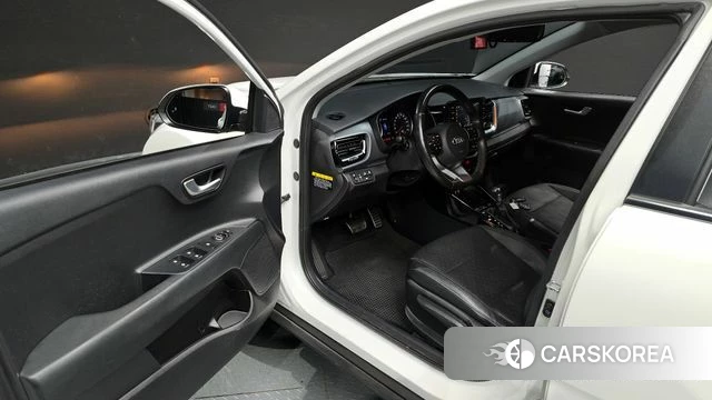 Kia Stonic id 3808013 из Кореи 20