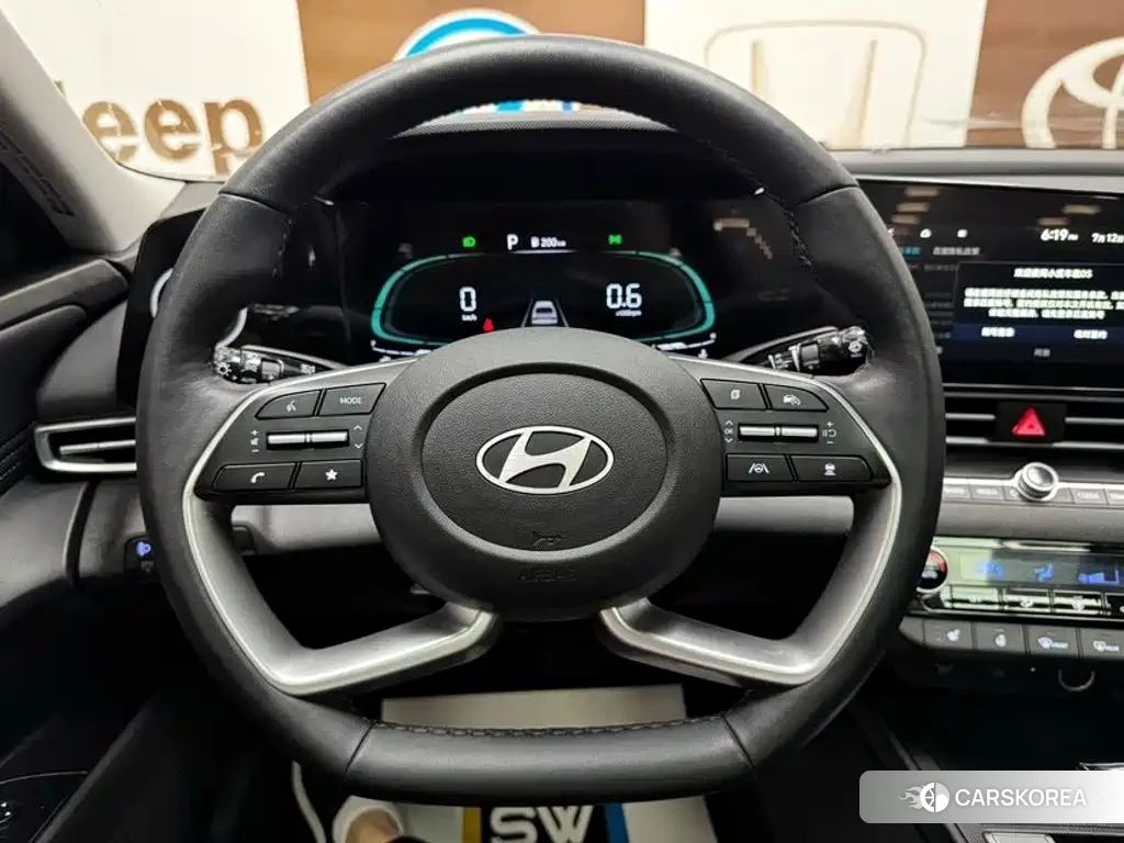 Hyundai Elantra id 4669322 из Китая 23