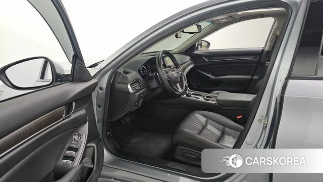 Honda Accord 10th Generation id 4294565 из Кореи 31
