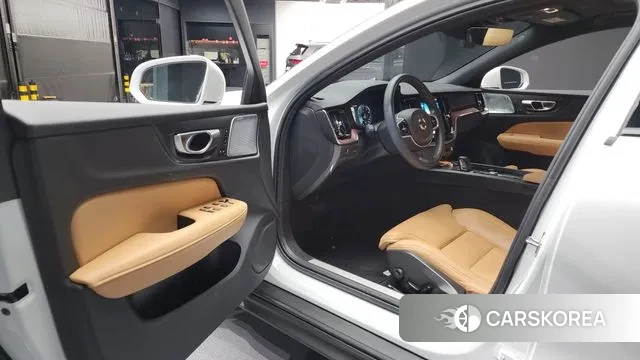 Volvo V60 Cross-Country 2nd Generation id 3665709 из Кореи 20