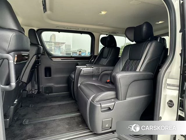 Toyota Granvia (overseas) id 4260642 из Китая 15