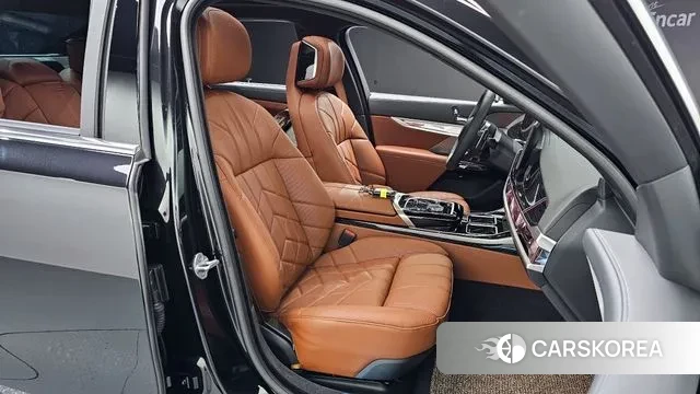 BMW 7 Series (G70) id 3359439 из Кореи 20