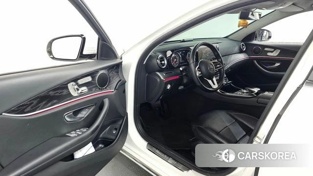 Mercedes-Benz E-Class W213 id 4459363 из Кореи 33