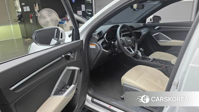 Audi Q3 (F3) id 4701654 из Кореи 31