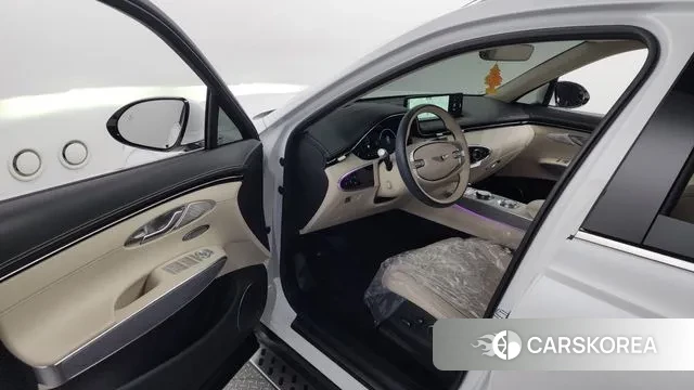 Genesis GV70 id 3036619 из Кореи 20