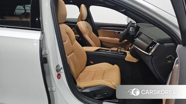 Volvo V90 Cross-Country id 3726816 из Кореи 20