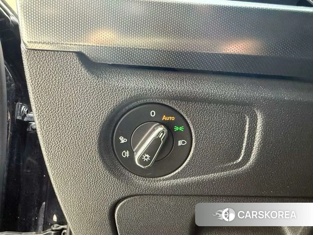 Volkswagen Passat id 4334945 из Китая 23
