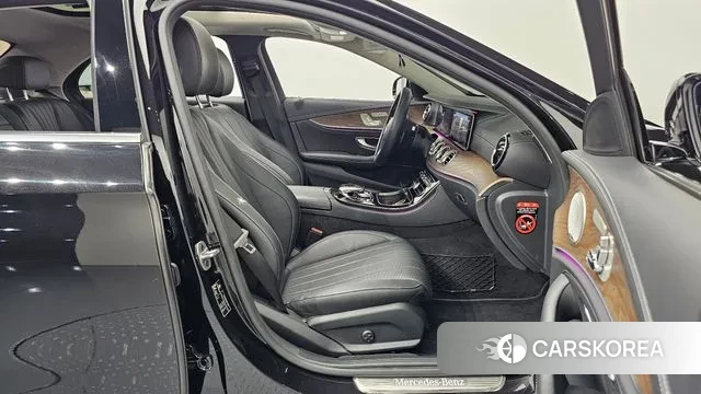 Mercedes-Benz E-Class W213 id 3449404 из Кореи 20