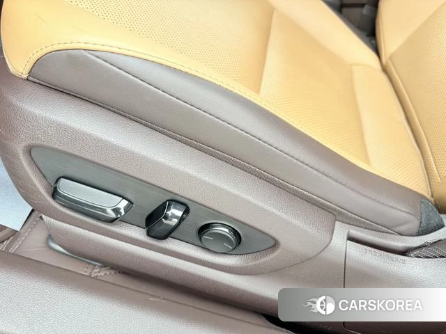Lexus ES id 4274693 из Китая 17