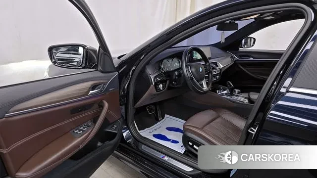 BMW 5 Series (G30) id 3494784 из Кореи 20