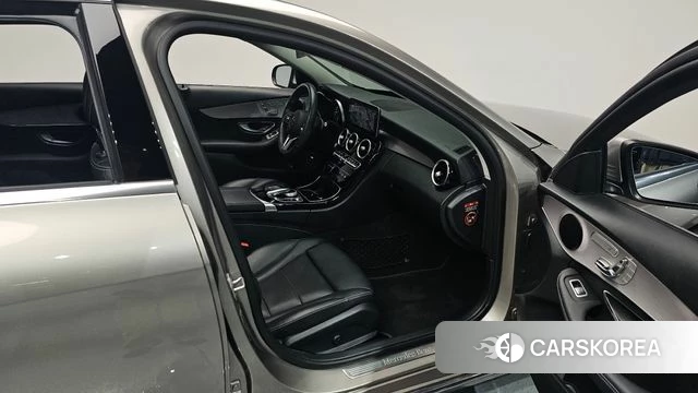 Mercedes-Benz C-Class W205 id 4632550 из Кореи 34
