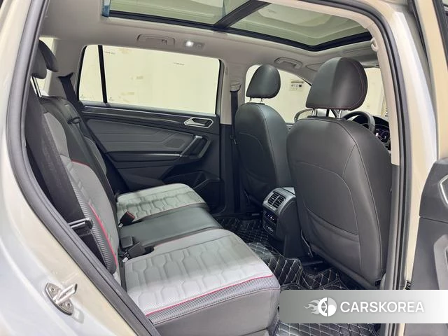 Volkswagen Tiguan L id 4217489 из Китая 13