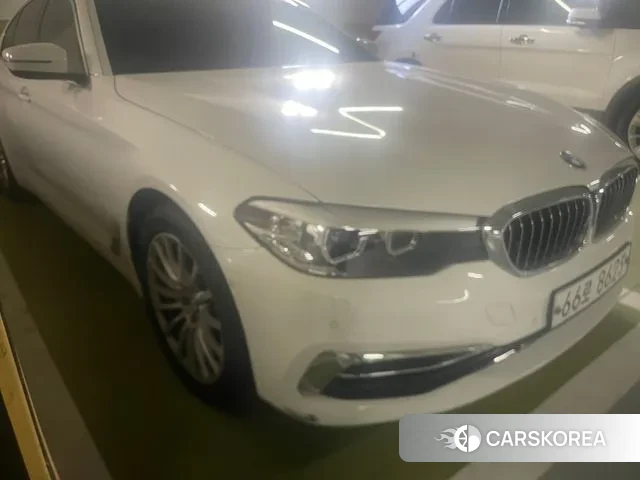 BMW 5 Series (G30) id 3757519 из Кореи 14