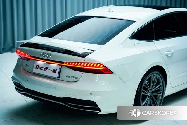 Audi A7 id 4353168 из Китая 10