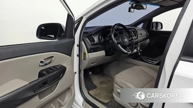 Kia The New Carnival id 3682553 из Кореи 20