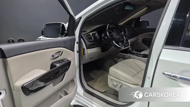 Kia The New Carnival id 3588314 из Кореи 20