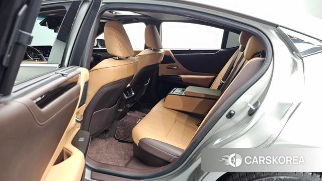Lexus ES300h 7th generation id 4900109 из Кореи 33