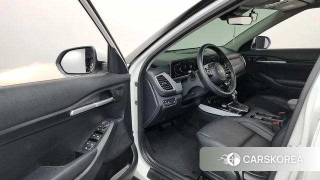 Kia The New Seltos id 4892756 из Кореи 30