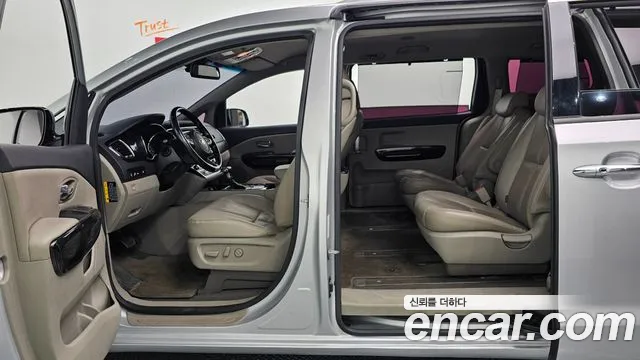 Kia The New Carnival id 2672853 из Кореи 20