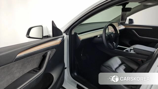 Tesla Model Y id 3883129 из Кореи 21