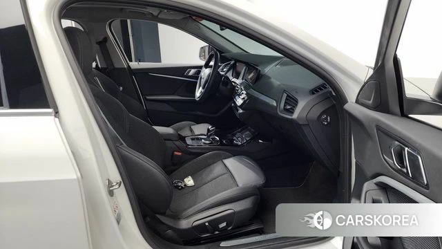 BMW 1 Series (F40) id 3832348 из Кореи 20