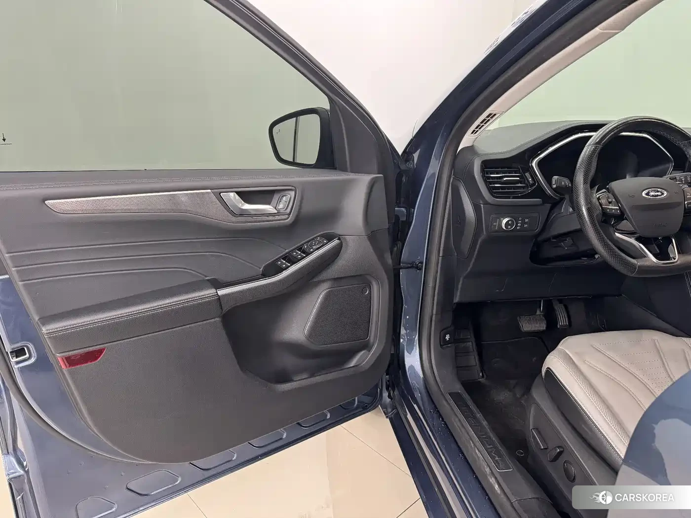 Ford Escape id 4649284 из Китая 17