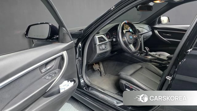 BMW 3 Series (F30) id 4520517 из Кореи 35