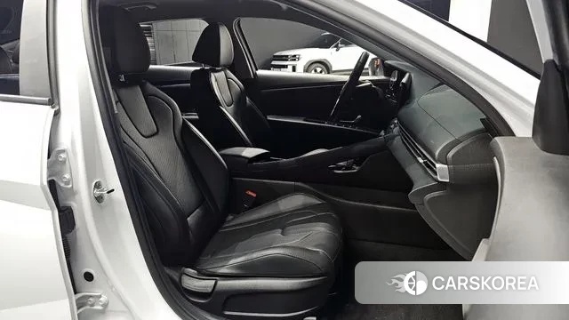 Hyundai Avante Hybrid (CN7) id 3053618 из Кореи 20