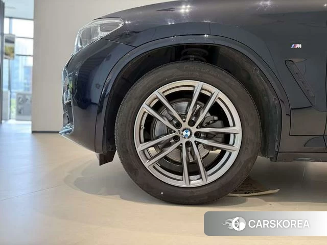 BMW X3 id 4255944 из Китая 17