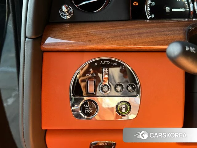 Rolls-Royce Phantom id 4433052 из Кореи 20