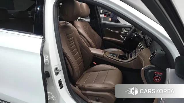 Mercedes-Benz E-Class W213 id 3529483 из Кореи 20