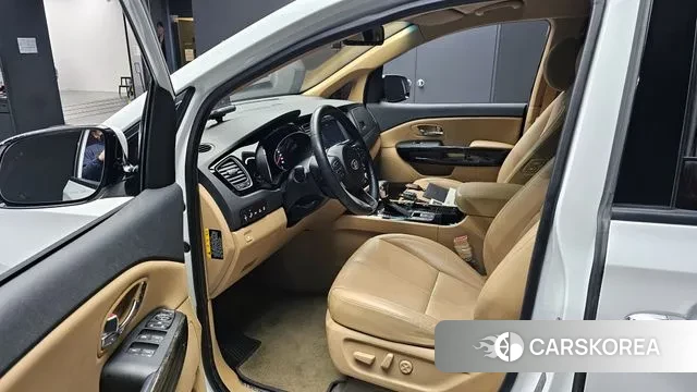 Kia The New Carnival id 3612163 из Кореи 20