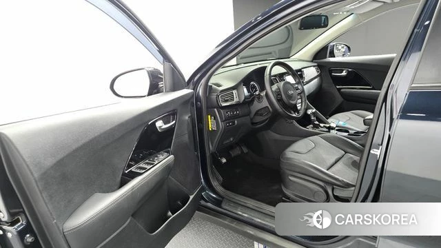 Kia Niro id 4856387 из Кореи 20