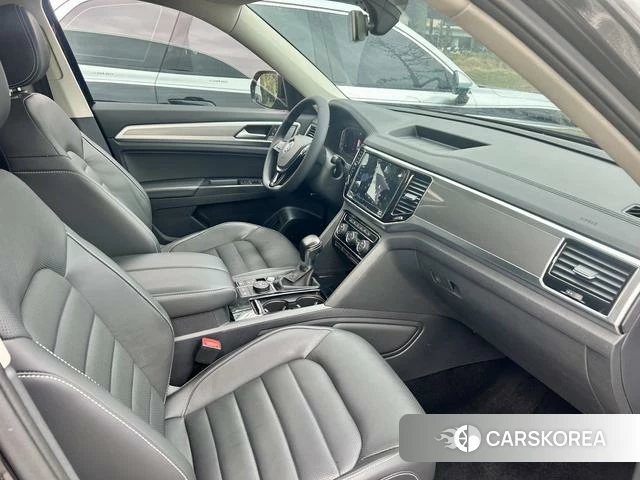 Volkswagen Tourang id 4259675 из Китая 11