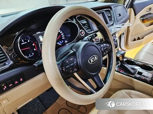 Kia The New Carnival id 3476764 из Кореи 20