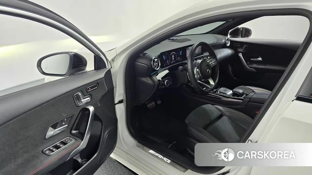 Mercedes-Benz A-Class W177 id 4458565 из Кореи 32