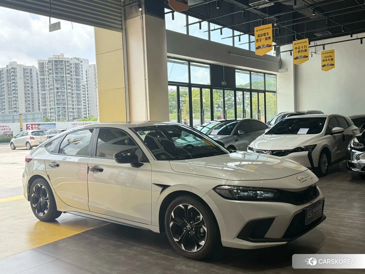 Honda Civic id 4498984 из Китая 11