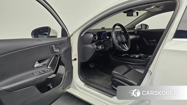 Mercedes-Benz A-Class W177 id 4410765 из Кореи 20