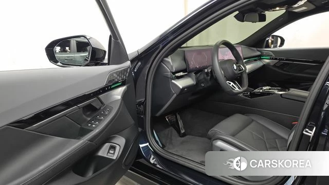 BMW 5 Series (G60) id 4686735 из Кореи 20