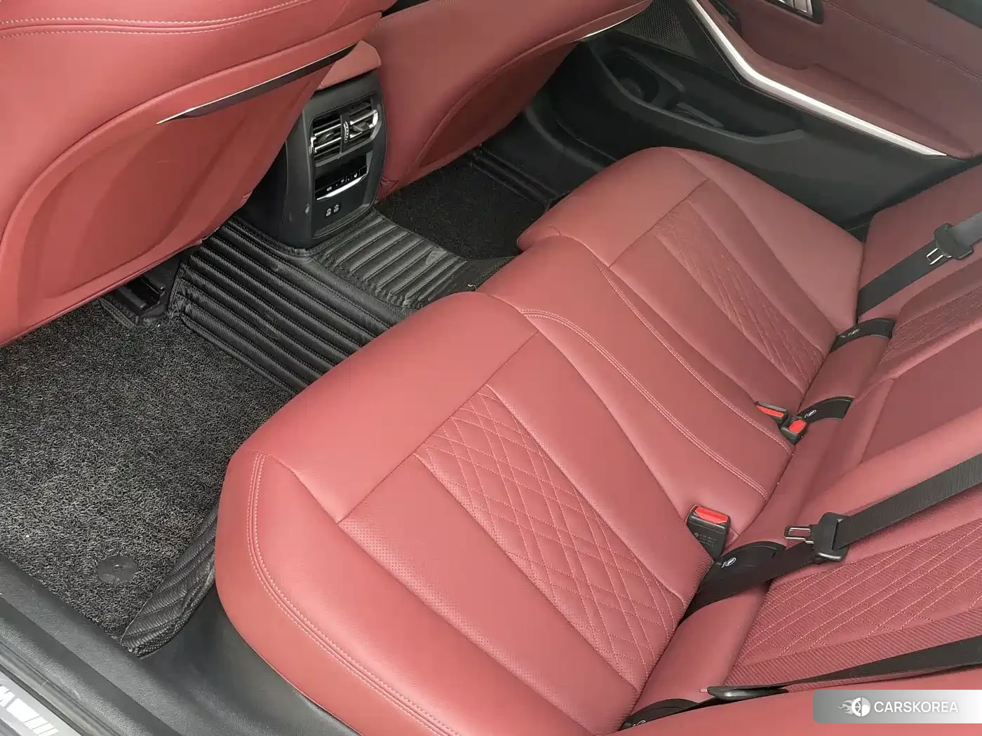 BMW 3 series id 4644671 из Китая 24