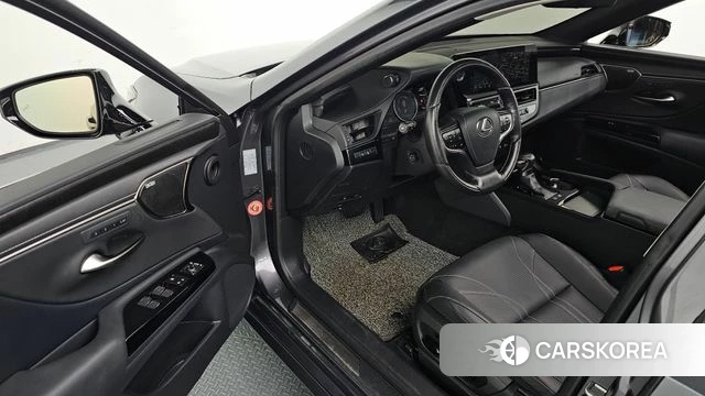 Lexus ES300h 7th generation id 4893095 из Кореи 38