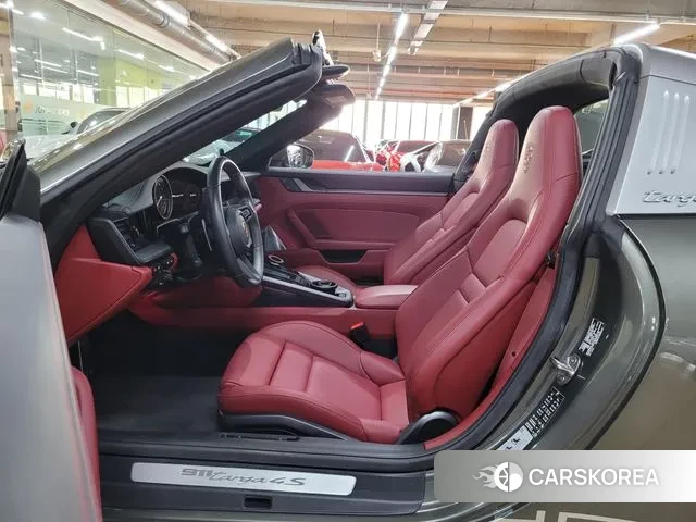 Porsche 911(992) id 3371466 из Кореи 20