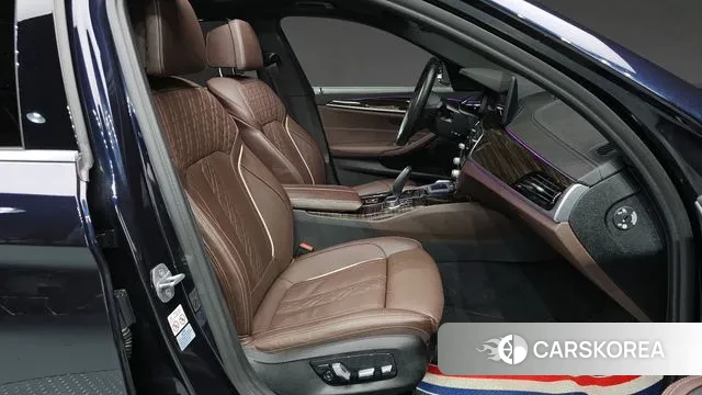 BMW 5 Series (G30) id 3600569 из Кореи 20