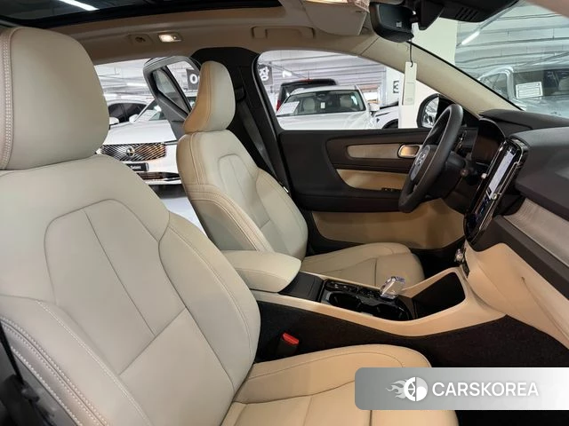 Volvo XC40 id 4394236 из Кореи 19