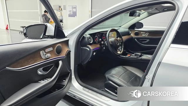 Mercedes-Benz E-Class W213 id 4318377 из Кореи 20