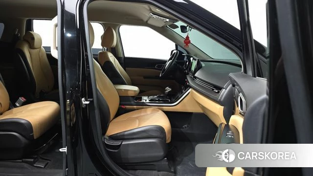 Kia Carnival 4th generation id 4230419 из Кореи 33