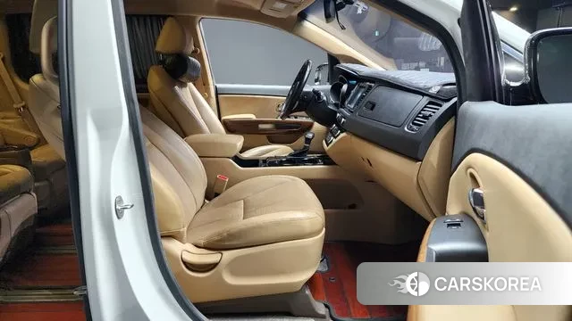 Kia All New Carnival id 3672830 из Кореи 20